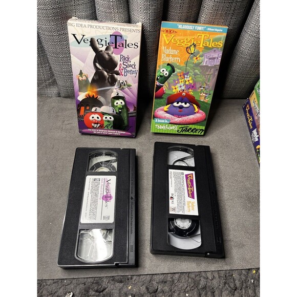 VeggieTales Series VCR VHS Tapes Lot Larry Boy Bob Madame Blueberry Silly Songs - Picture 7 of 10
